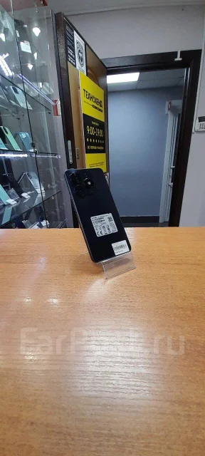 Tecno Spark Go 2024. �/�, 128 ��, ������, 3G, 4G LTE, Dual-SIM, NFC ����