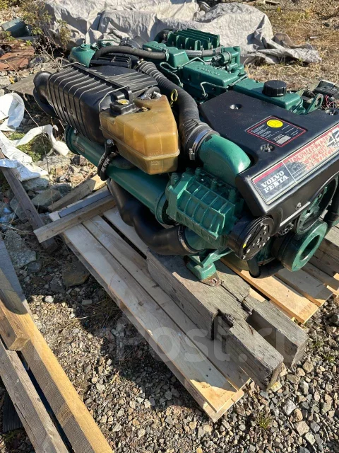 Volvo Penta. 230��.�., 4-�������, ��������� ����