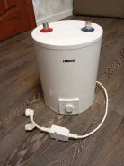 Zanussi. 1 500����. ����