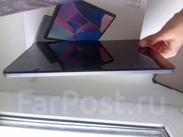 Lenovo Tab M10. ������ 64 �� ����
