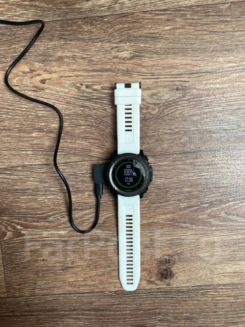 Garmin Fenix 3. GPS, IP67, IP68 ����