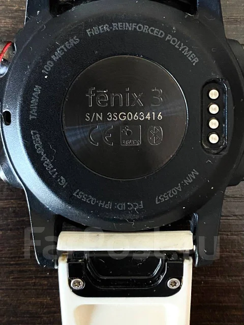 Garmin Fenix 3. GPS, IP67, IP68 ����