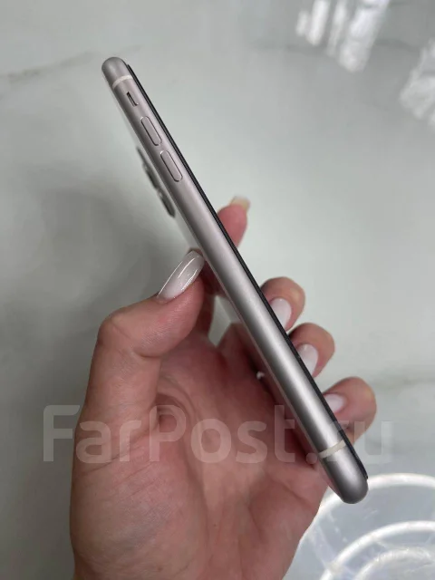 Apple iPhone 11. �/�, 128 ��, �����, 3G, 4G LTE, 5G, Dual-SIM, ����������, NFC ����