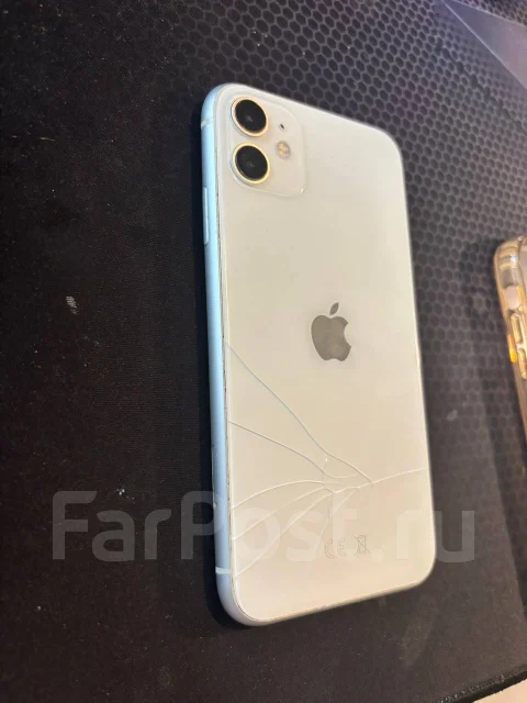 Apple iPhone 11. �/�, 256 ��, �����, 4G LTE, NFC ����