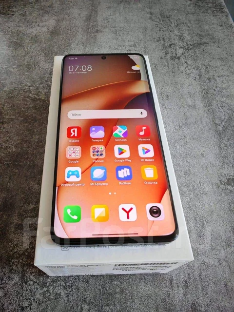 Xiaomi Redmi Note 13 Pro+. �/�, 512 ��, ������, 4G LTE, 5G, Dual-SIM, NFC ����