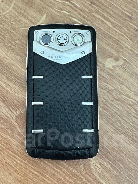 Vertu Constellation Quest. �/�, 8 ��, �����������, ������ ����