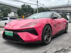 ����� ������ ������ Lotus Emeya ����