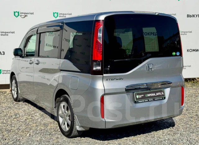 Honda Stepwgn. �������, ��������, 1.5 (150��.�.), ������, 140 000����. �� ����