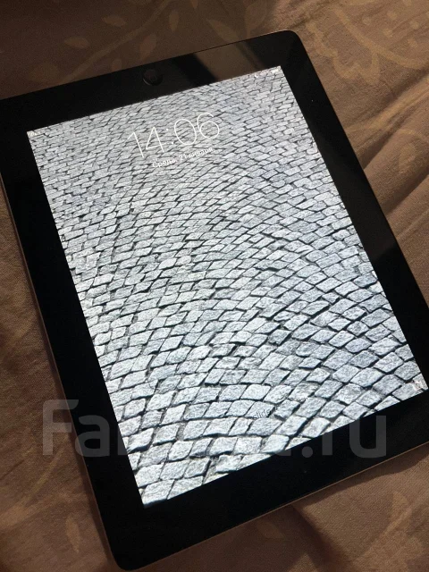 Apple iPad. ������ 64 �� ����