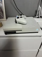 Microsoft Xbox One S ����