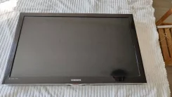 Samsung LE40C530. LED ����