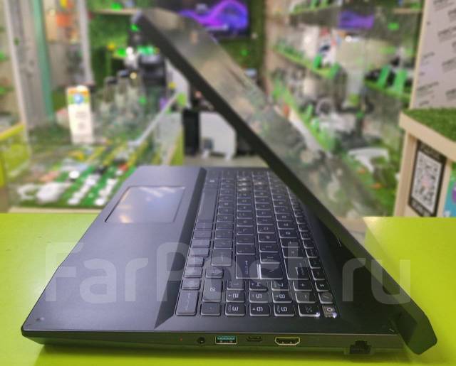 MSI Bravo 15. 15.6", 3,3����, ��� 8 ��, ���� 512���, WiFi: 1, Bluetooth: 1, ����������� �� 3��. ����
