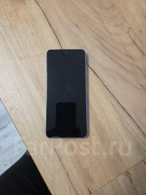 Realme 10 Pro 5G. �/�, 128 ��, 3G, 4G LTE, NFC ����