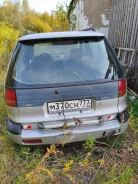 Mitsubishi Space Star ����