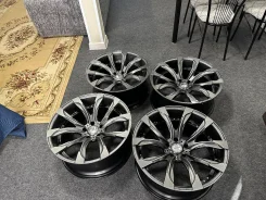 Wald. 10.0x22", 5x130, ET0 ����