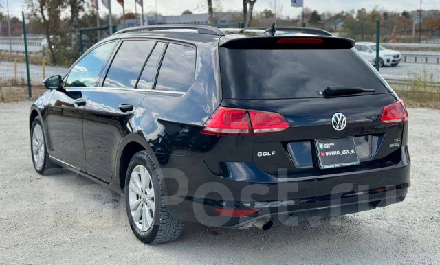 Volkswagen Golf. �������, ��������, 1.2 (105��.�.), ������, 135 000����. �� ����