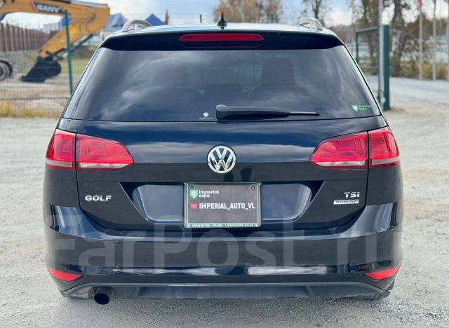 Volkswagen Golf. �������, ��������, 1.2 (105��.�.), ������, 135 000����. �� ����