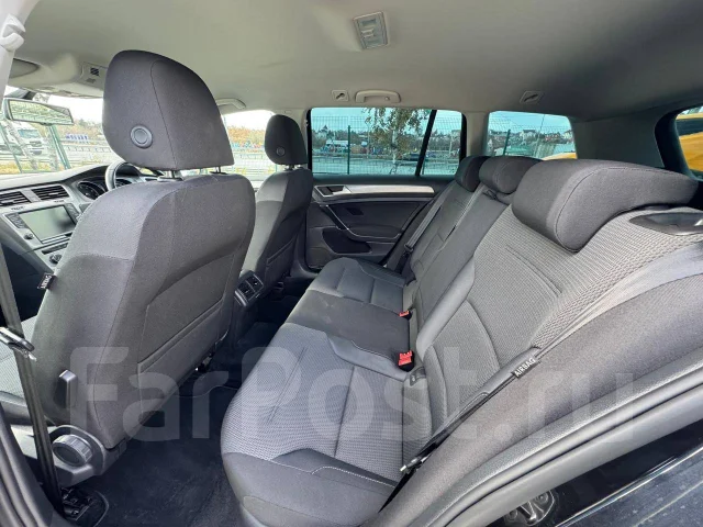Volkswagen Golf. �������, ��������, 1.2 (105��.�.), ������, 135 000����. �� ����
