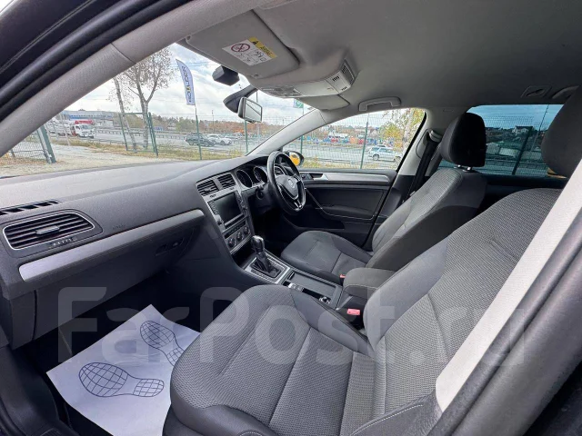 Volkswagen Golf. �������, ��������, 1.2 (105��.�.), ������, 135 000����. �� ����