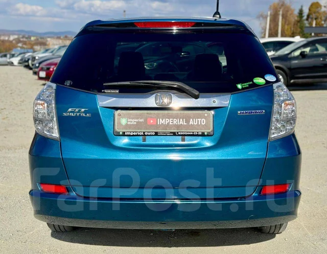 Honda Fit Shuttle. �������, ��������, 1.3 (88��.�.), ������, 175 000����. �� ����