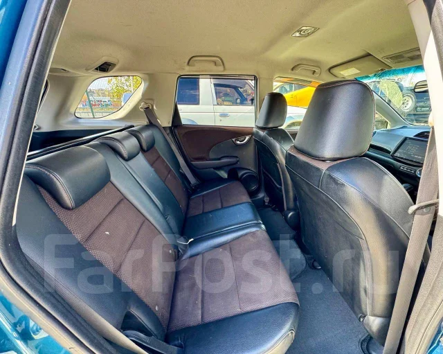 Honda Fit Shuttle. �������, ��������, 1.3 (88��.�.), ������, 175 000����. �� ����