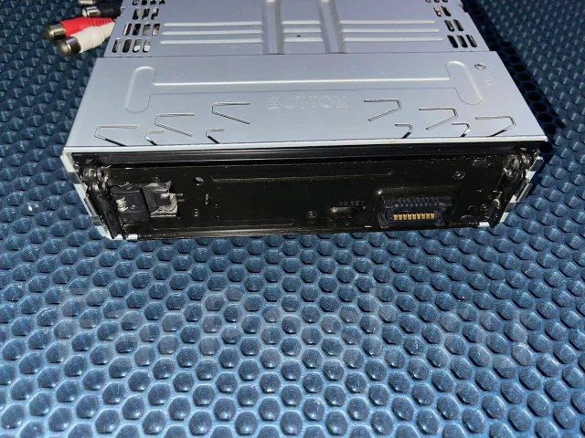 Sony CDX-MP80 ����