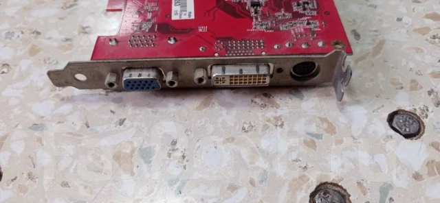 Intel Arc A310 ����
