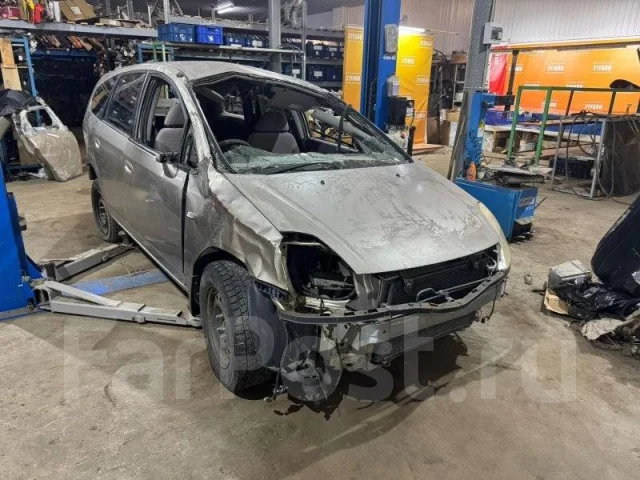 Honda Stream. RN2, D17A ����