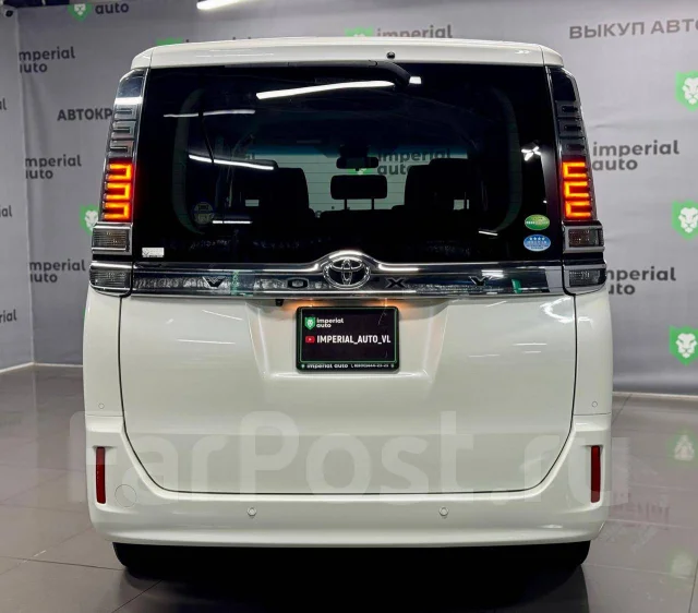 Toyota Voxy. �������, 4wd, 2.0 (152��.�.), ������, 59 000����. �� ����