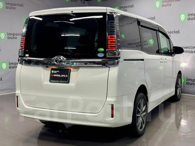 Toyota Voxy. �������, 4wd, 2.0 (152��.�.), ������, 59 000����. �� ����