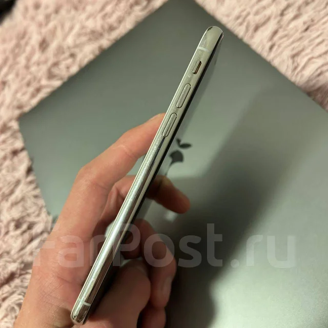 Apple iPhone X. �/�, 256 ��, �����, 3G, 4G LTE, Dual-SIM ����