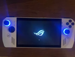 Asus ROG Ally ����
