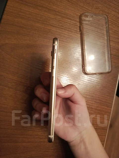Apple iPhone 8. �/�, 64 ��, �������, 4G LTE ����