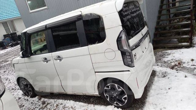 Honda N-BOX. JF3 ����