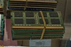 SO-DIMM DDR3. ����