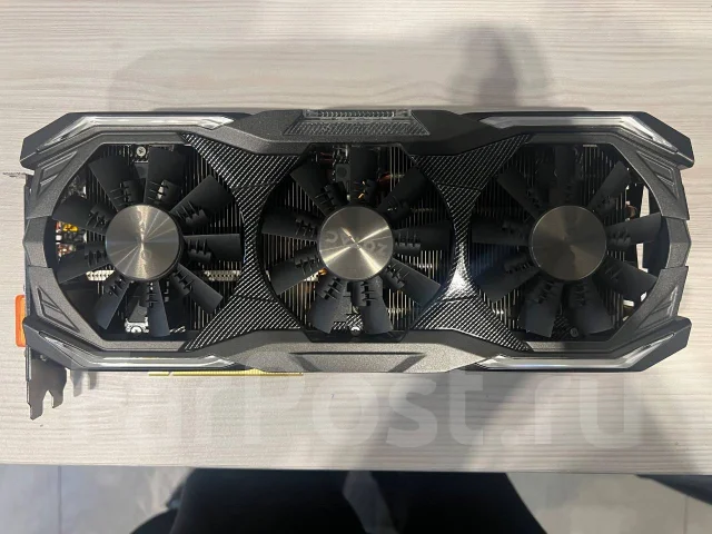 GeForce GTX 1080 ����