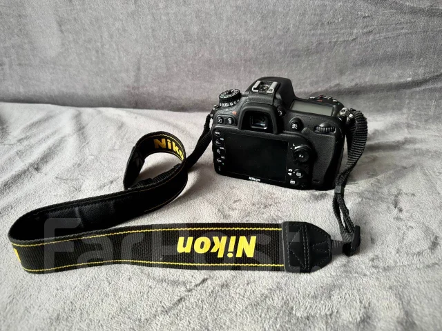 Nikon D7100 ����