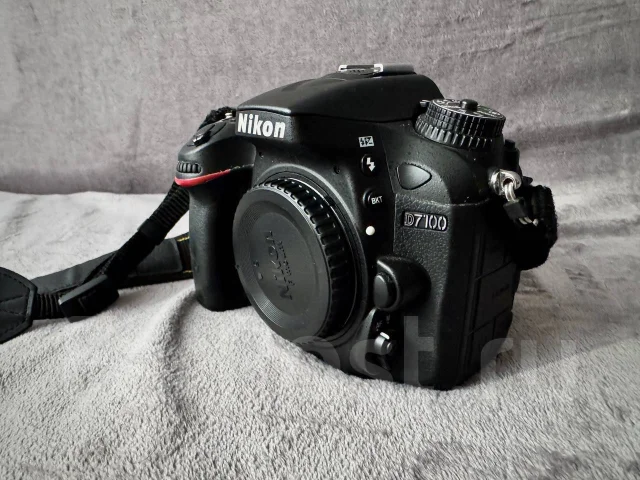 Nikon D7100 ����