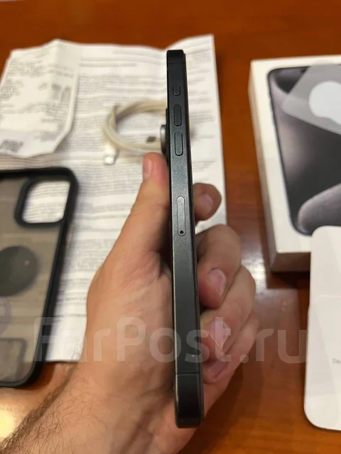 Apple iPhone 15 Pro Max. �/�, 256 ��, ������, 4G LTE, 5G, Dual-SIM, NFC ����