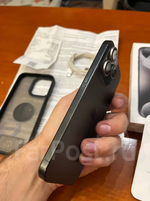 Apple iPhone 15 Pro Max. �/�, 256 ��, ������, 4G LTE, 5G, Dual-SIM, NFC ����