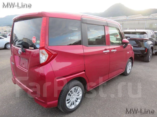 Toyota Roomy ����