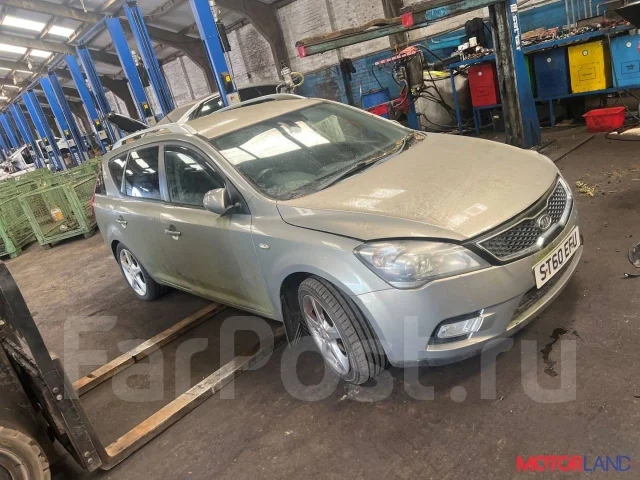 ������� Kia Ceed 2007-2012 20684621 361002A300 ����