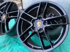 Porsche. 9.0/10.0x19", 5x130, ET60/61, �� 71,6���. ����