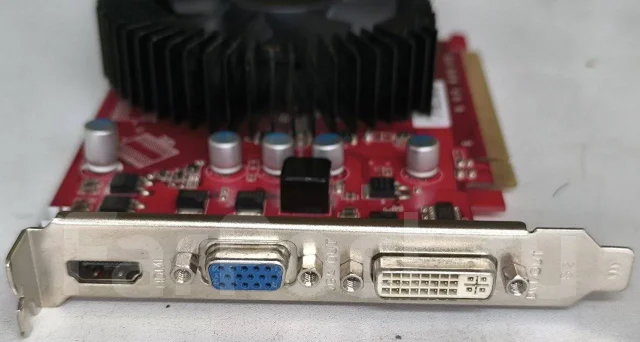 GeForce 9600 GT ����