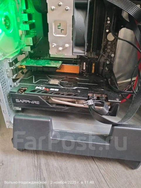 Radeon RX 5700 XT ����