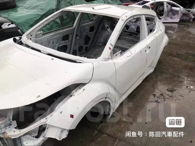Toyota C-HR ����