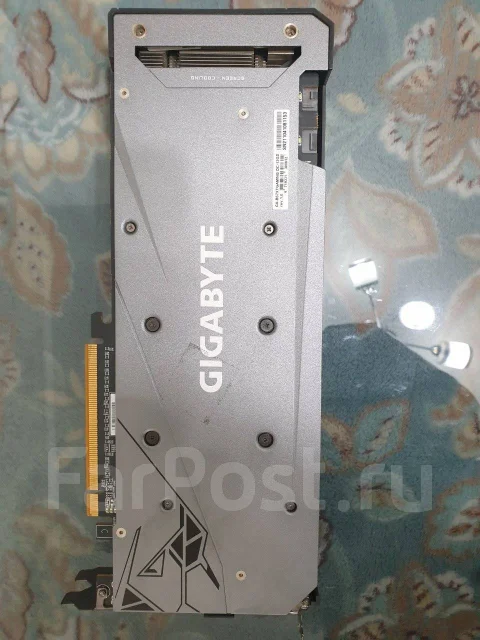 Radeon RX 6700 XT ����