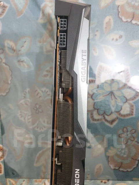 Radeon RX 6700 XT ����