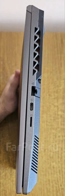 Thunderobot 911 X Wild Hunter G2 Pro. 15.6", 165����, ��� 16 ��, ���� 476���, WiFi: 1, Bluetooth: 1, ����������� �� 3��. ����