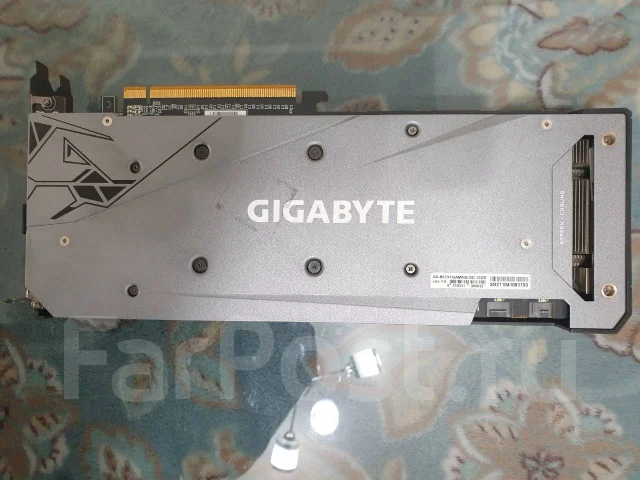 Radeon RX 6700 XT ����